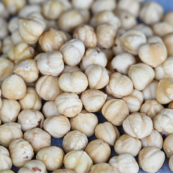 IGP Roasted Peeled hazelnut