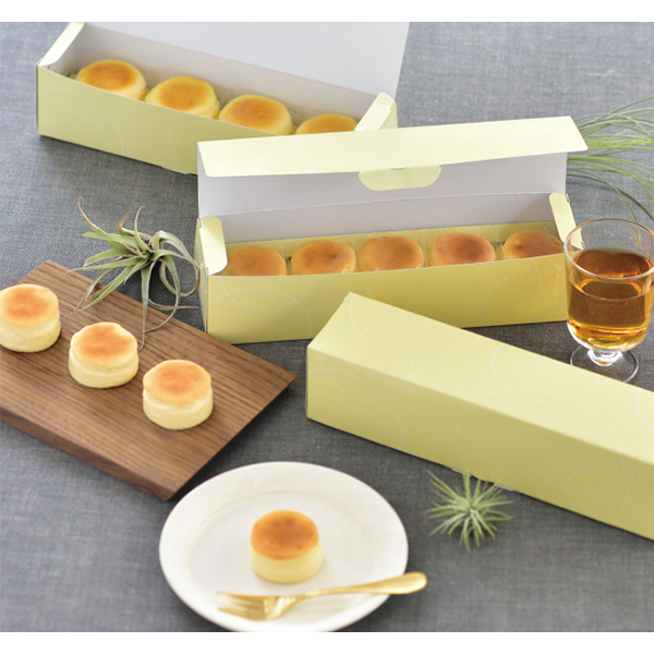 WAKE Gift boxed of Half- baked Cheese cake/tart